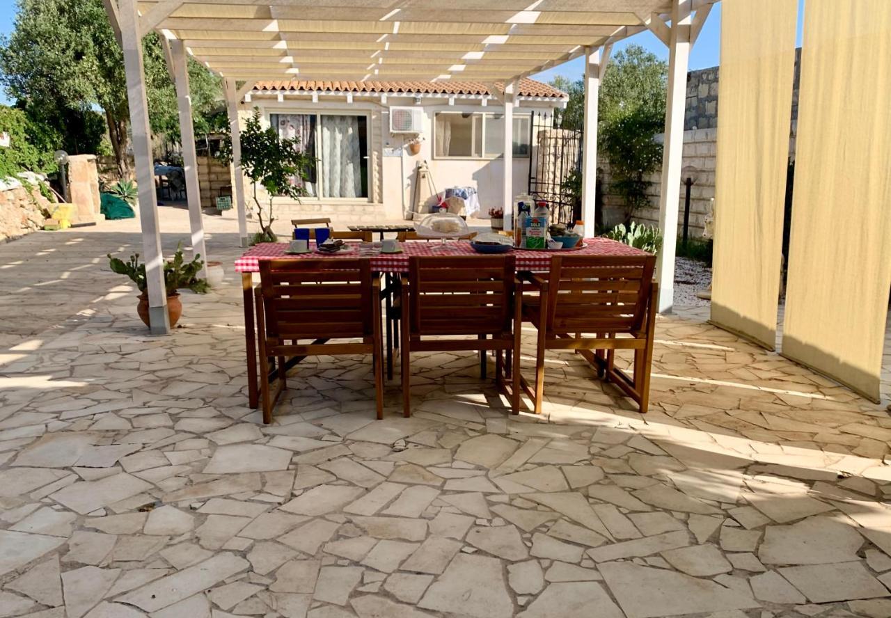Cozzo Spadaro B&B Portopalo Di Capo Passero Exteriör bild