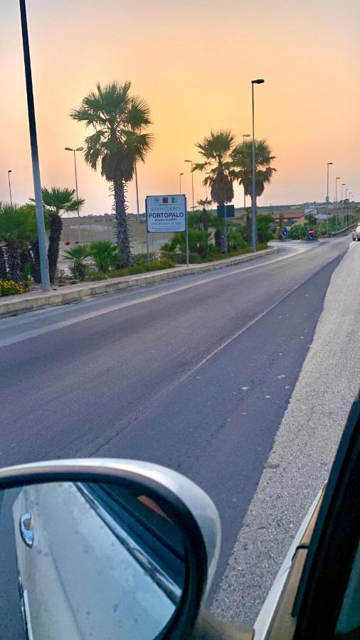 Cozzo Spadaro B&B Portopalo Di Capo Passero Exteriör bild
