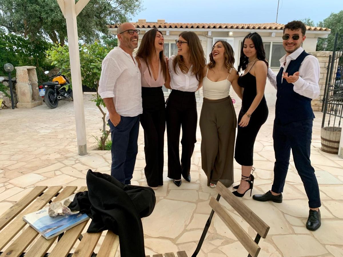 Cozzo Spadaro B&B Portopalo Di Capo Passero Exteriör bild